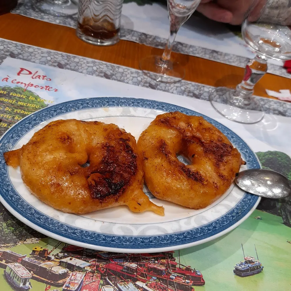 Beignet D Ananas Flambés Grand Marnier